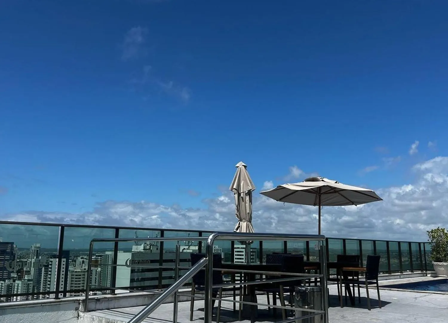 Flat Luxo Boa Viagem Perto Da Praia E Shopping Ρεσίφε Ξενοδοχείο με διαμερίσματα